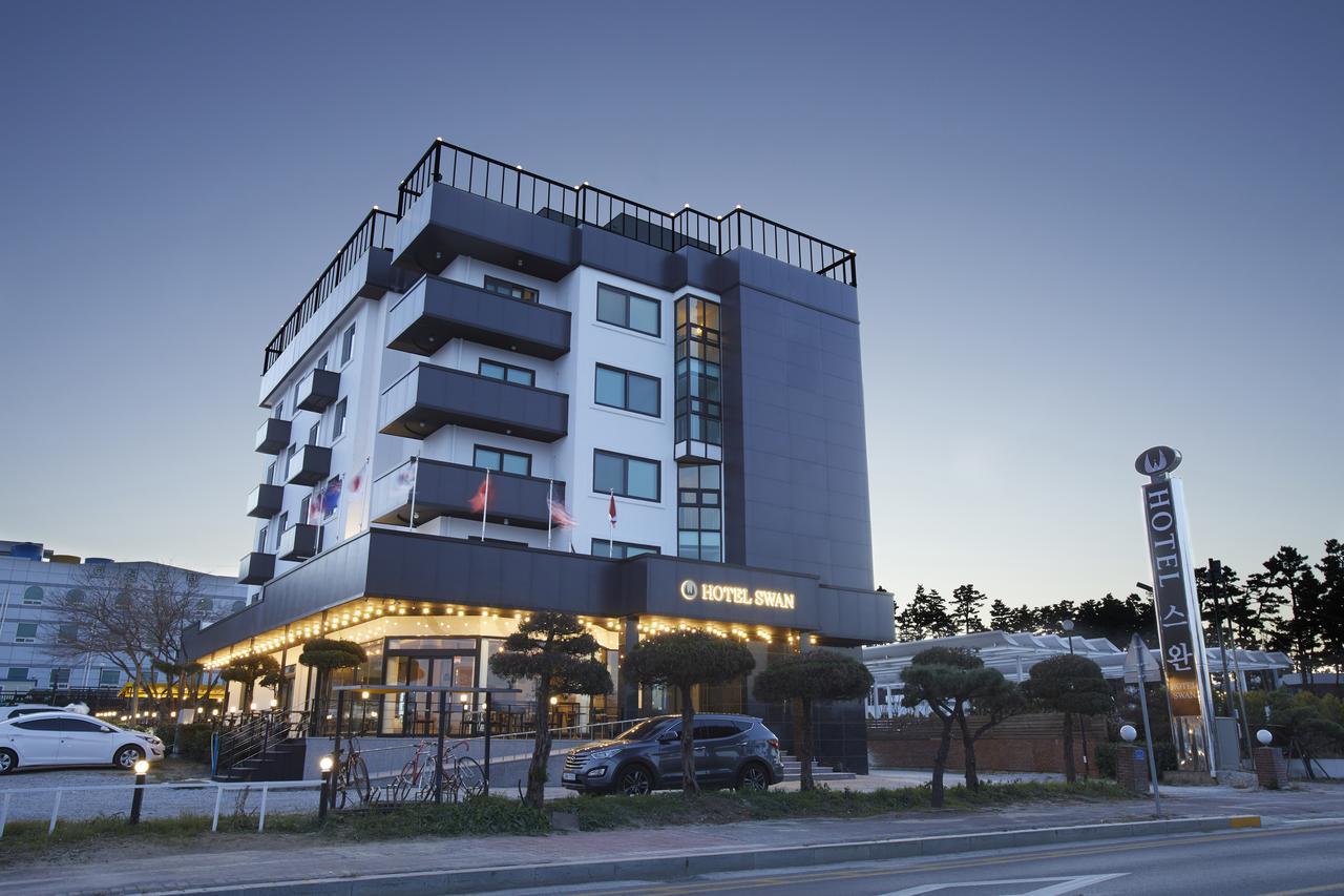 גנגנאונג Hotel Swan מראה חיצוני תמונה